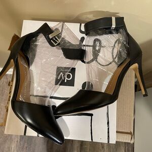 Dolce Vita Odetta  Ankle Strap Heels Size 9
